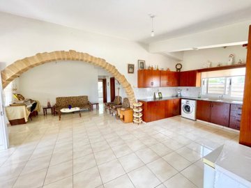 villa-for-sale-sea-caves-paphos-cyprus6