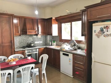 key-ready-house-for-sale-paphos-cyprus4