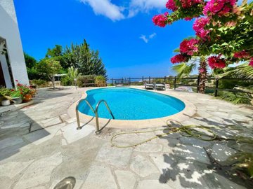 sea-view-villa-for-sale-kamares-paphos-cyprus