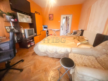 17272529441-bedroom-apartment-in-the-quarter-