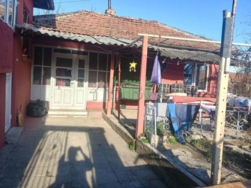 3-bedroom-house-with-large-garden-provadia-va