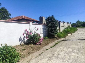 3-bed-house-pool-between-dobrich-albena-4