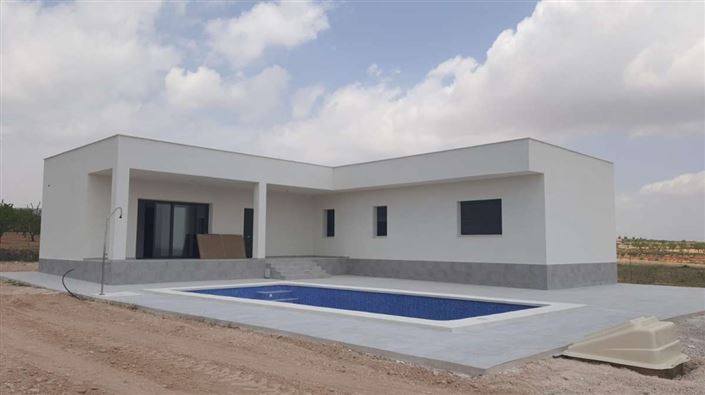 Image No.1-3 Bed Villa for sale