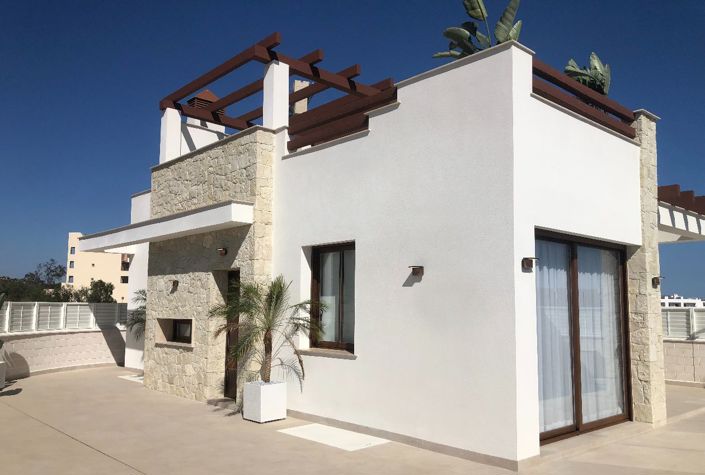 Image No.1-3 Bed Villa for sale