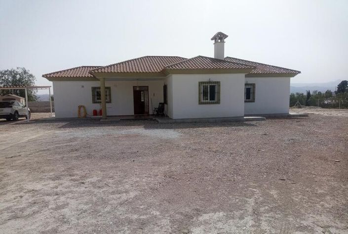 Image No.1-3 Bed Villa for sale