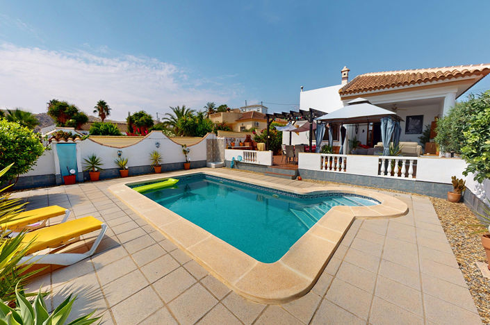 Image No.1-3 Bed Villa for sale