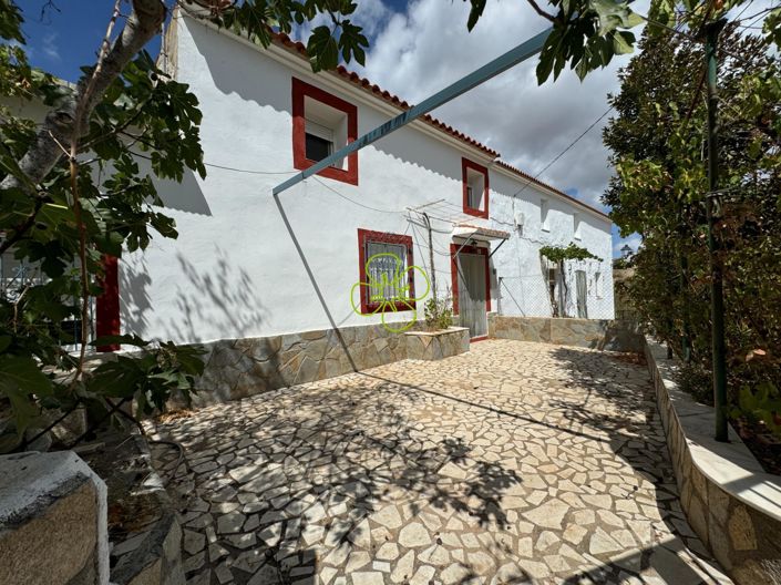 Image No.1-4 Bed Cortijo for sale