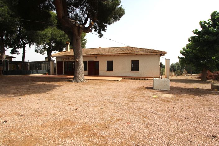 Image No.1-4 Bed Villa for sale