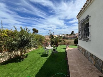 13905-villa-for-sale-in-los-balcones-42163063