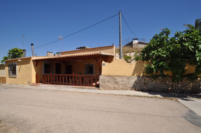 Image No.1-4 Bed Villa for sale