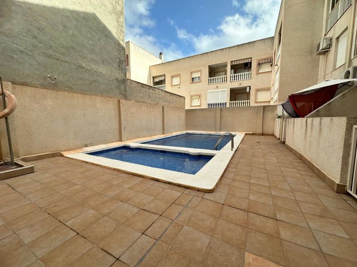 Image No.1-Appartement de 1 chambre à vendre à Torrevieja