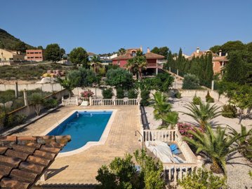 villa-for-sale-in-calasparra-3