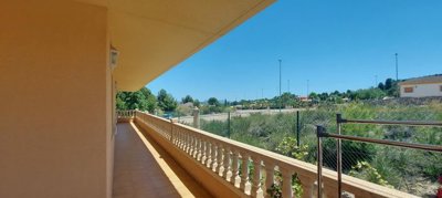 villa-for-sale-in-calasparra-9