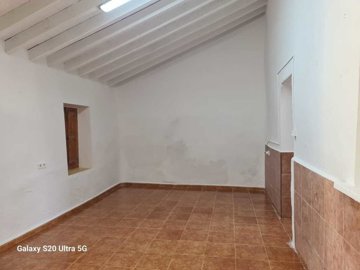 44071-country-house-for-sale-in-las-palas-467