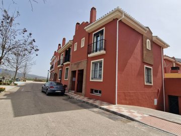 village-house-for-sale-in-zafarraya-es455-173