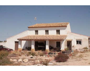 country-house-for-sale-in-torre-del-rico-es68