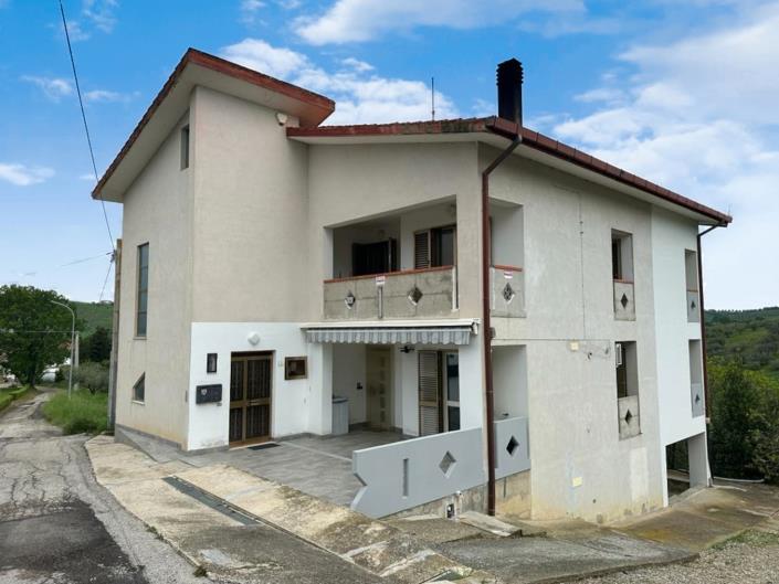 Image No.1-6 Bed House/Villa for sale