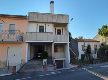 1 - Campobasso, House