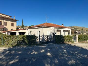 1 - Alanno, Villa / Detached