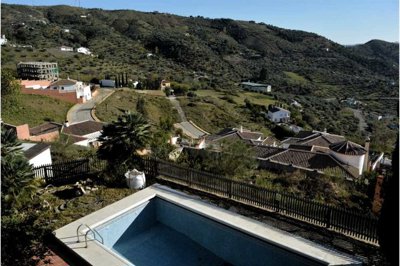 199-villa-for-sale-in-vinuela-15-large