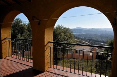 199-villa-for-sale-in-vinuela-9-large