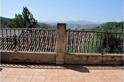 219-village-house-for-sale-in-vinuela-10-larg