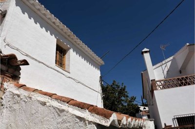 288-village-house-for-sale-in-vinuela-3-large