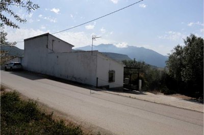 321-villa-for-sale-in-vinuela-1-large