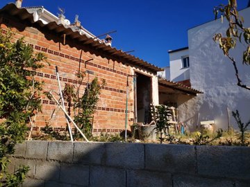 1016-village-house-for-sale-in-periana-28150-