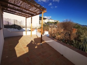 1088-village-house-for-sale-in-periana-31733-