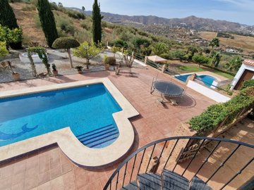 1153-villa-for-sale-in-puente-don-manuel-3527