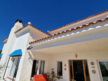 1183-villa-for-sale-in-canillas-de-aceituno-3