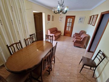 1203-village-house-for-sale-in-puente-don-man