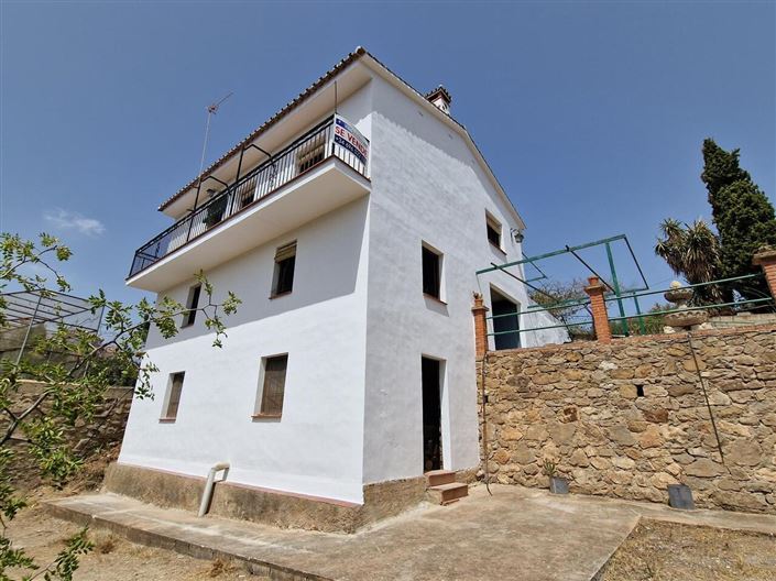 Image No.1-3 Bed Villa for sale