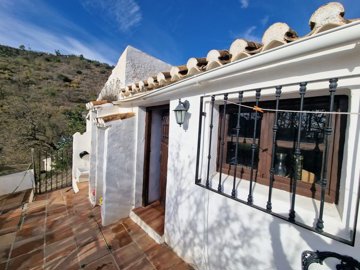 951-village-house-for-sale-in-vinuela-41164-l