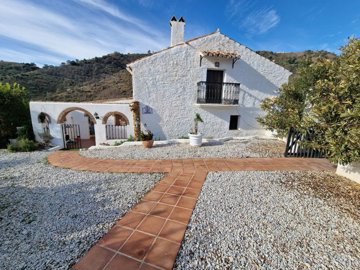 951-village-house-for-sale-in-vinuela-41162-l