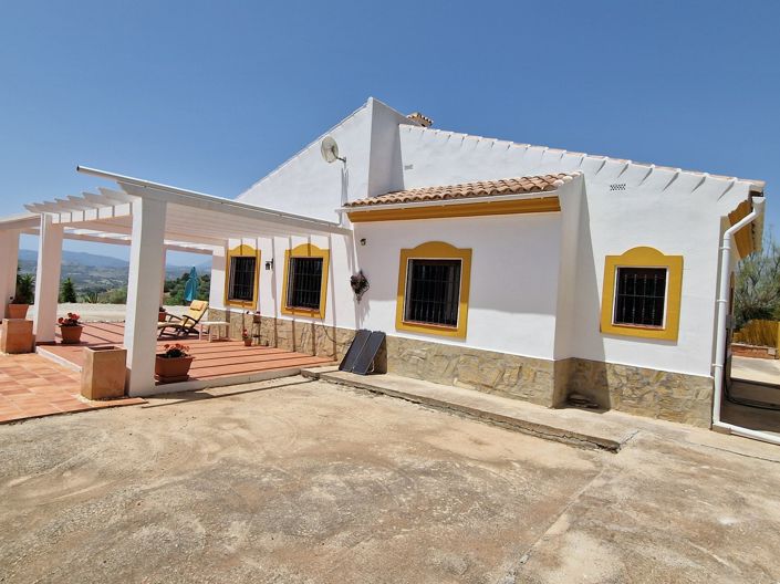 Image No.1-3 Bed Villa for sale