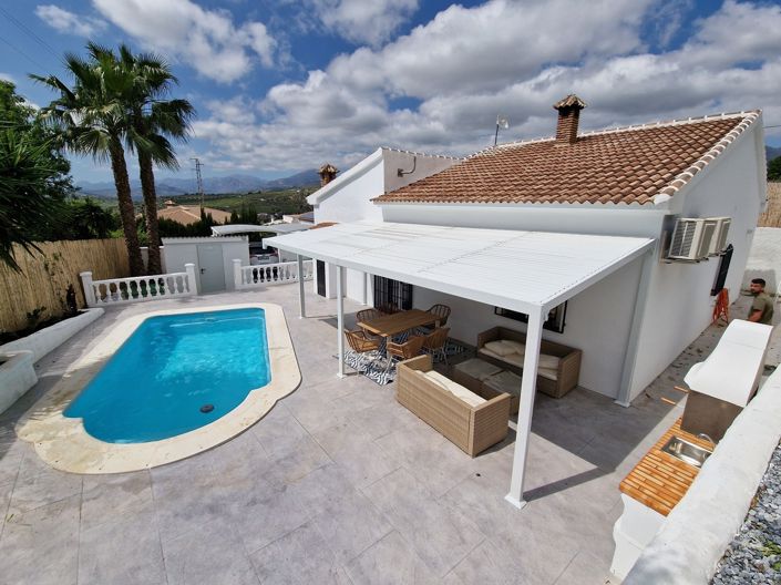 Image No.1-3 Bed Villa for sale