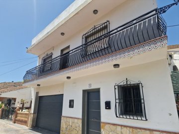 1289-village-house-for-sale-in-vinuela-43089-