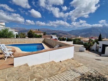 1304-villa-for-sale-in-vinuela-43747-large