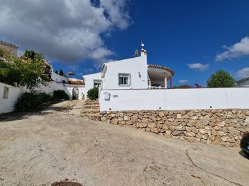 1304-villa-for-sale-in-vinuela-43744-large