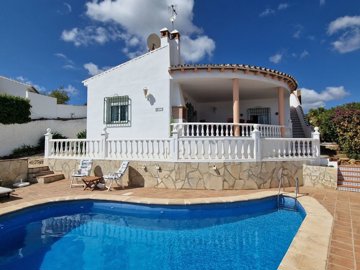 1304-villa-for-sale-in-vinuela-43749-large