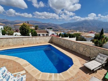 1304-villa-for-sale-in-vinuela-43753-large