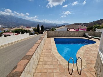 1304-villa-for-sale-in-vinuela-43751-large