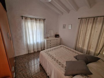 1317-village-house-for-sale-in-vinuela-44383-