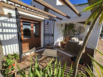 1329-villa-for-sale-in-canillas-de-aceituno-4