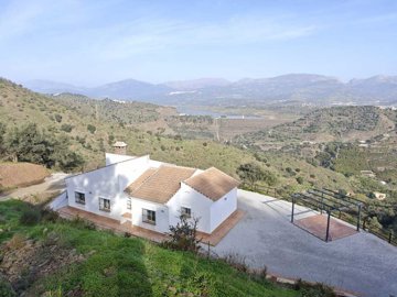 1331-villa-for-sale-in-vinuela-45219-large