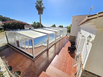 1337-villa-for-sale-in-algarrobo-45574-large