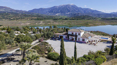 1339-villa-for-sale-in-vinuela-45971-large