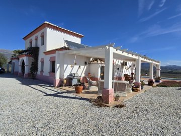 1339-villa-for-sale-in-vinuela-45785-large